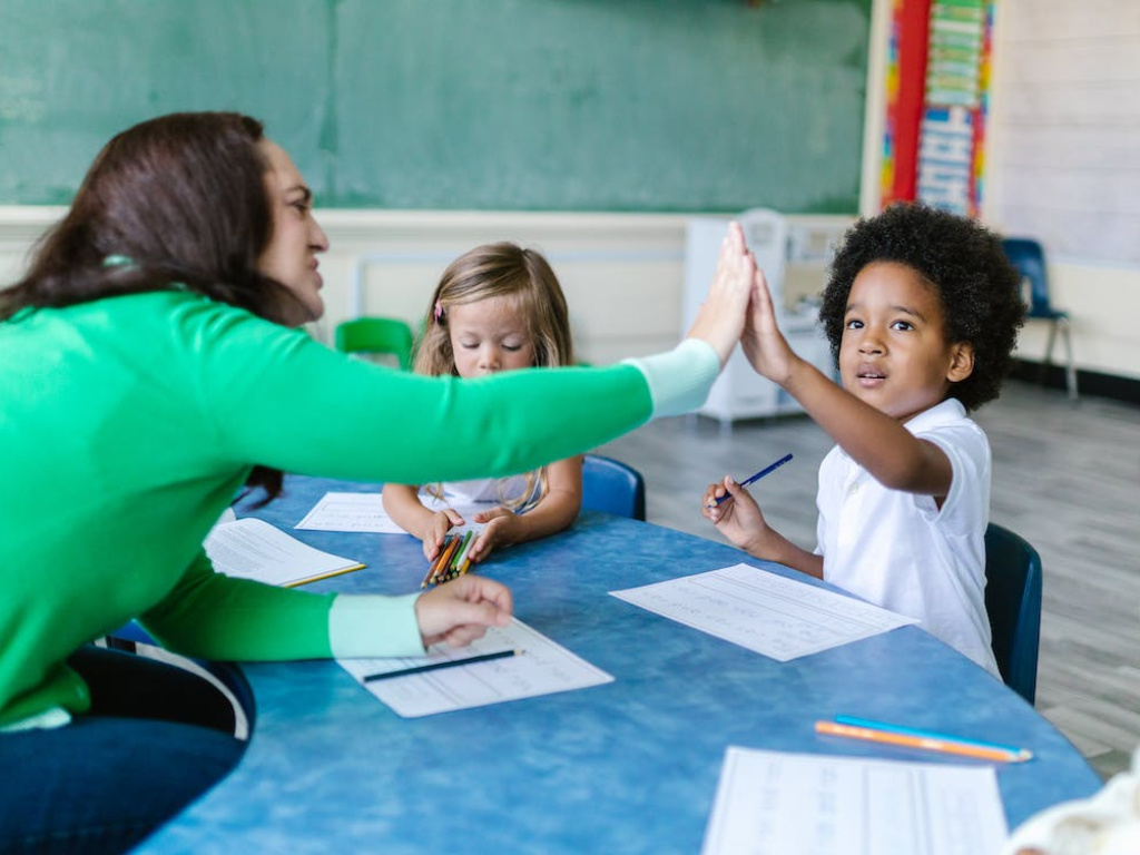 CHIPPING NORTON Child Care | Chipping Norton Montessori Early Learning Centre