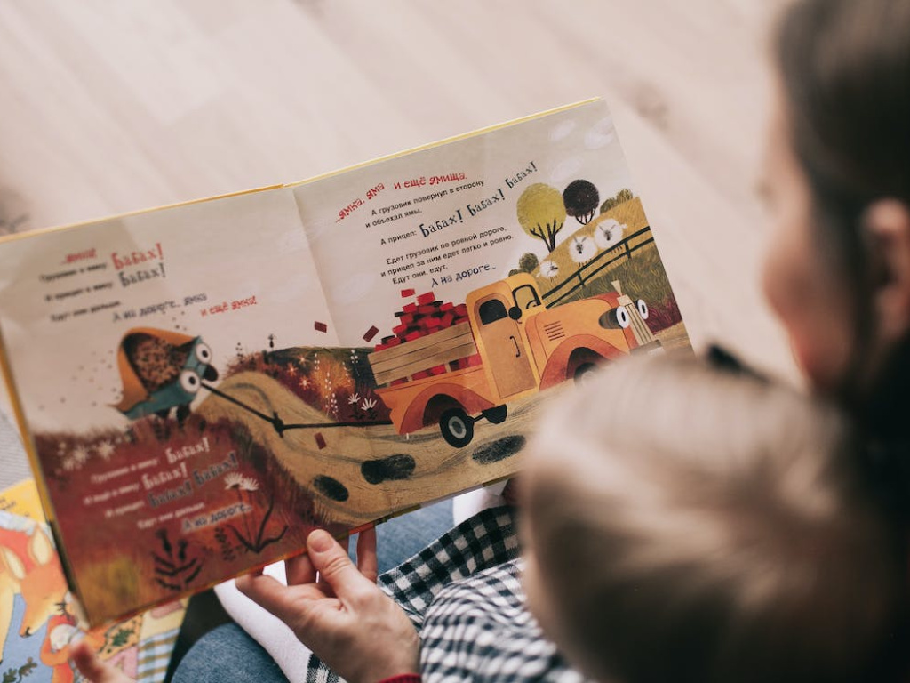 FIG TREE POCKET Child Care | Brisbane Montessori School - Programs